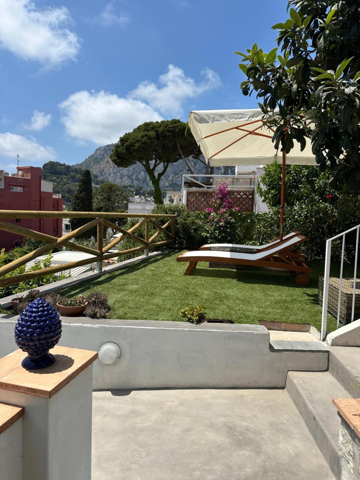 Capri Joy Villa Luaran gambar
